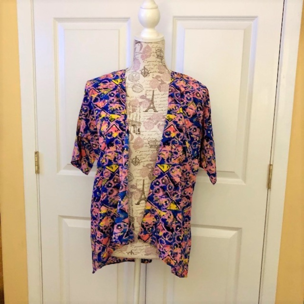 LuLaRoe Abstract Kimono